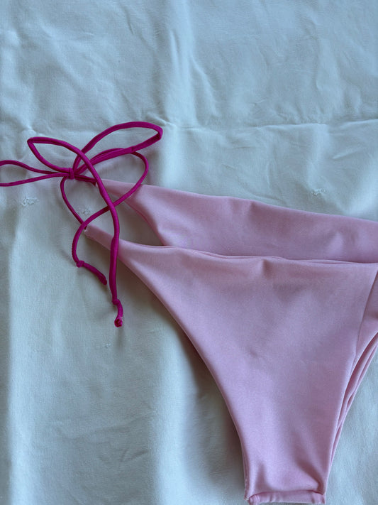 Strawberry matcha underdel