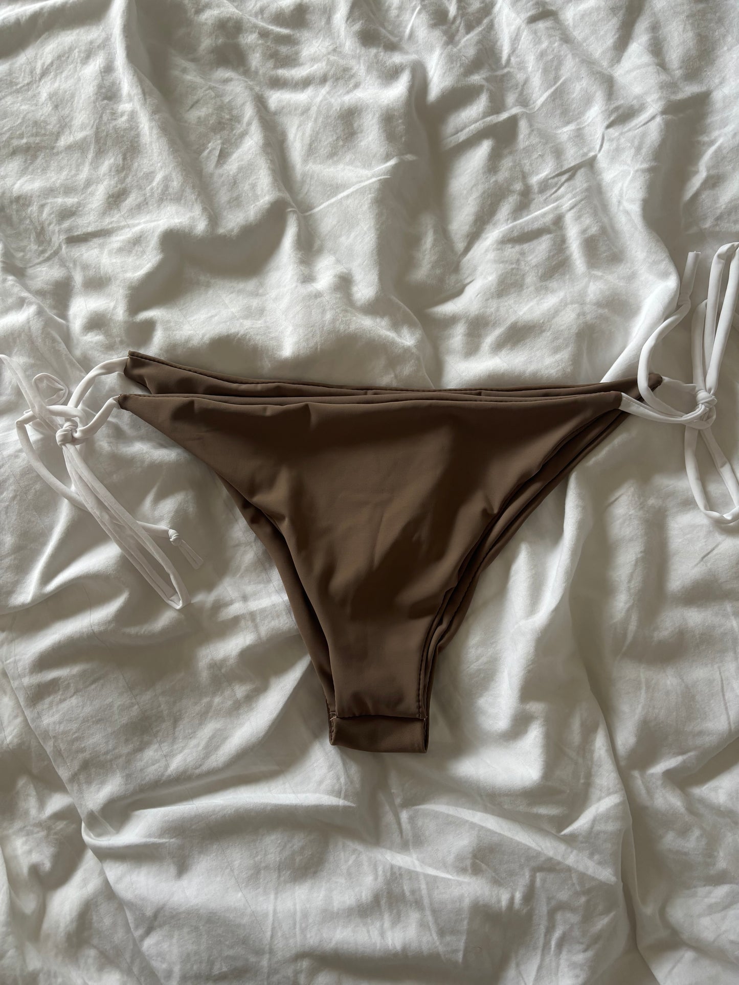 Milk espresso bikinitrosa